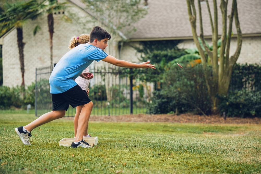 Portable Washer Toss Game with Premium Wood and 8 Washers